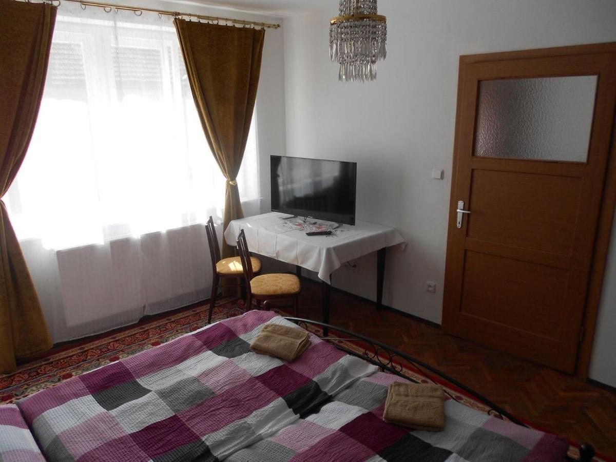 Ubytovani U Babicky Guest House Lanžhot Exterior foto